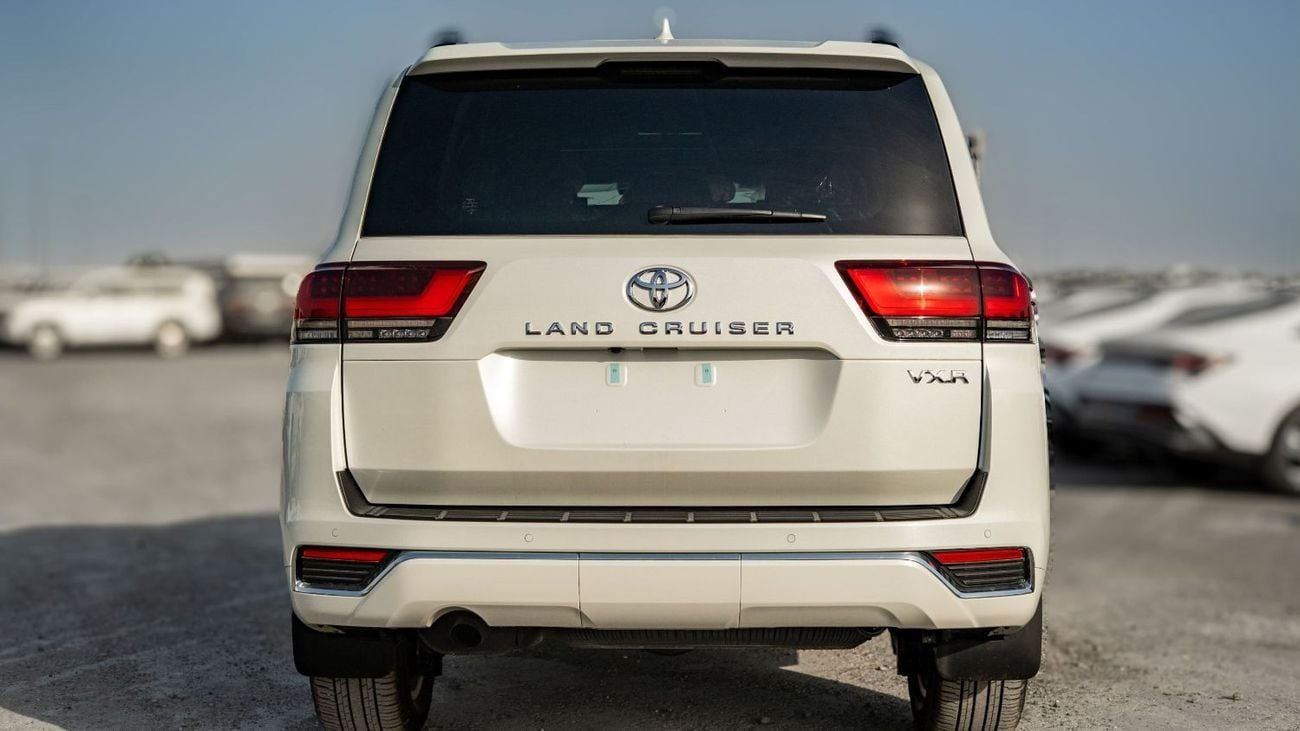 Toyota Land Cruiser VX-R 3.3L V6 Twin-Turbo Diesel (3346 cc). Four Wheel Drive. 7 Seats. 5 Door