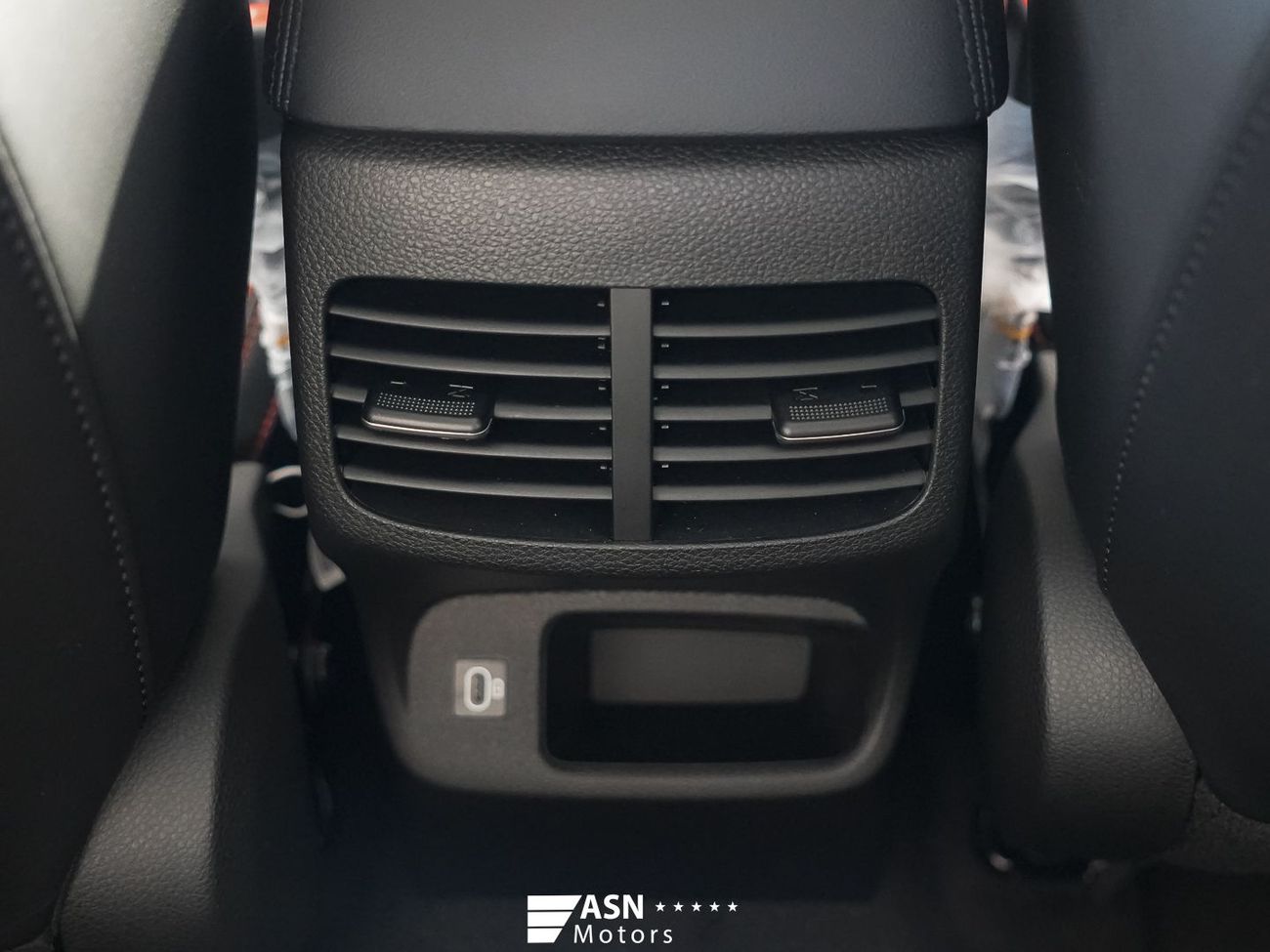 Kia Seltos Luxury 1.5L 2025 (Export Price)