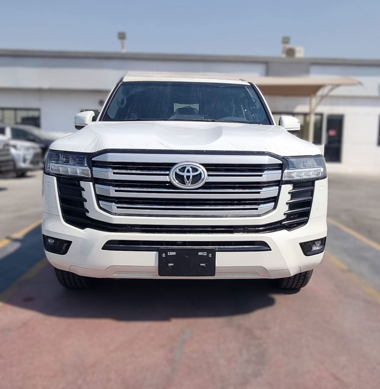 تويوتا لاند كروزر TOYOTA LAND CRUISER 3.3L DIESEL GXR TWIN TURBO MY2025