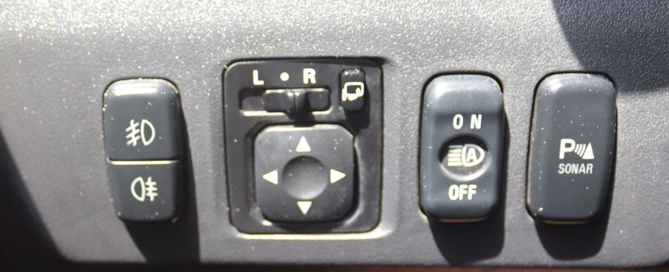 ميتسوبيشي باجيرو ميتسوبيشي باجيرو 2022 خليجى  بحالة ممتازة، مسافة 56,000 كم، بمحرك 3000 سى سى  6 سلندربسعر 67,000 دره