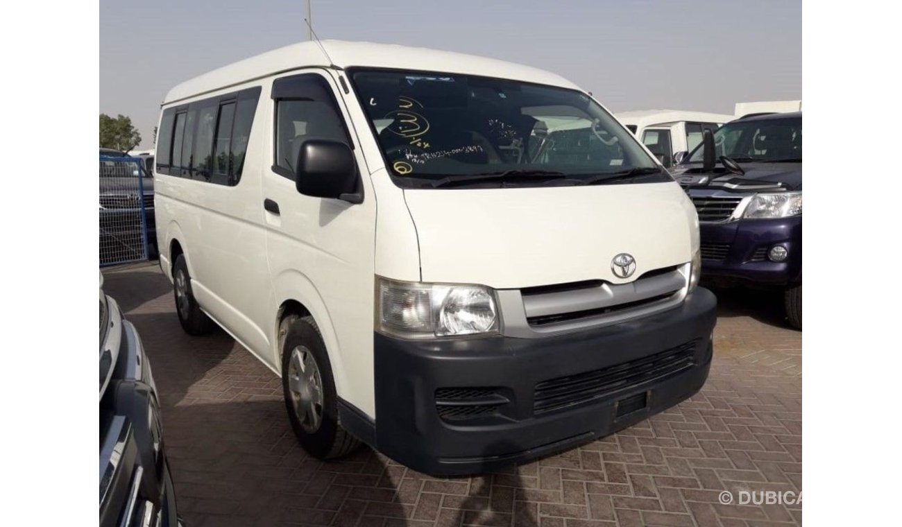 تويوتا هاياس Hiace commuter RIGHT HAND DRIVE (Stock no PM 251 )