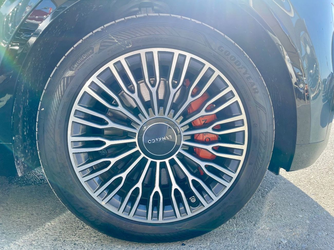 لينك أند كو 900 