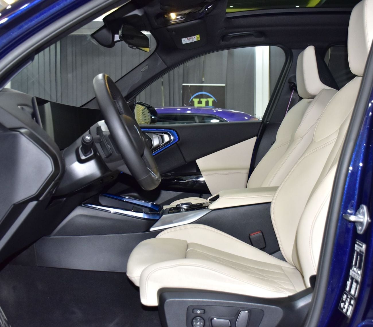 بي أم دبليو X3 20 XDRIVE M SPORT عرض ممتاز لسيارة BMW X3 20 xDrive (موديل 2026) باللون الأزرق بمواصفات خليجية