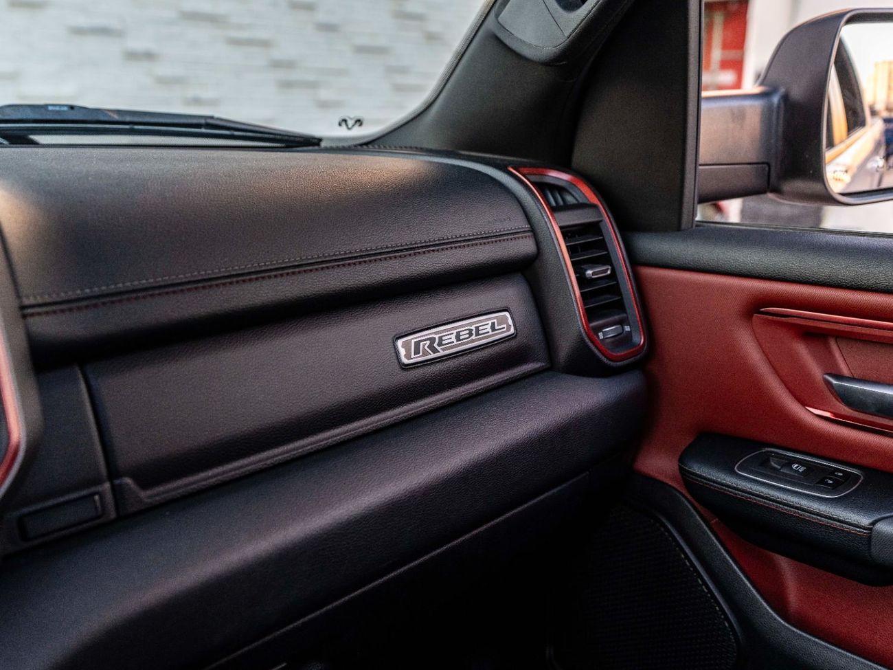 RAM 1500 Rebel 5.7L Double Cab Utility