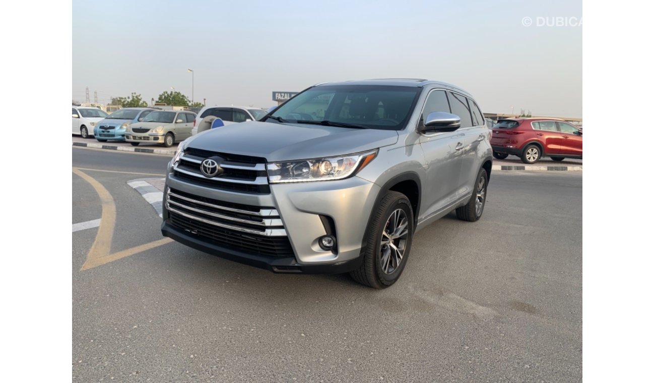 Toyota Highlander XLE LIMITED EDITION FULL OPTION 3.5L V6 2016 AMERICAN SPECIFICATION