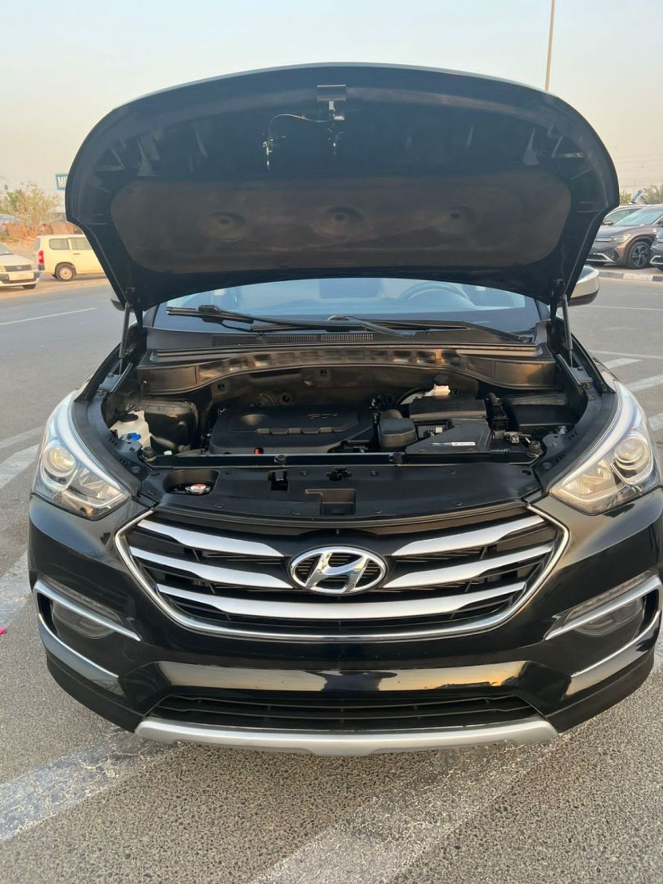 Hyundai Santa Fe 2018 Hyundai Santa Fe Sports 2.4L V4 - AWD 4x4 - Rear CAM With Multi Drive Mode -