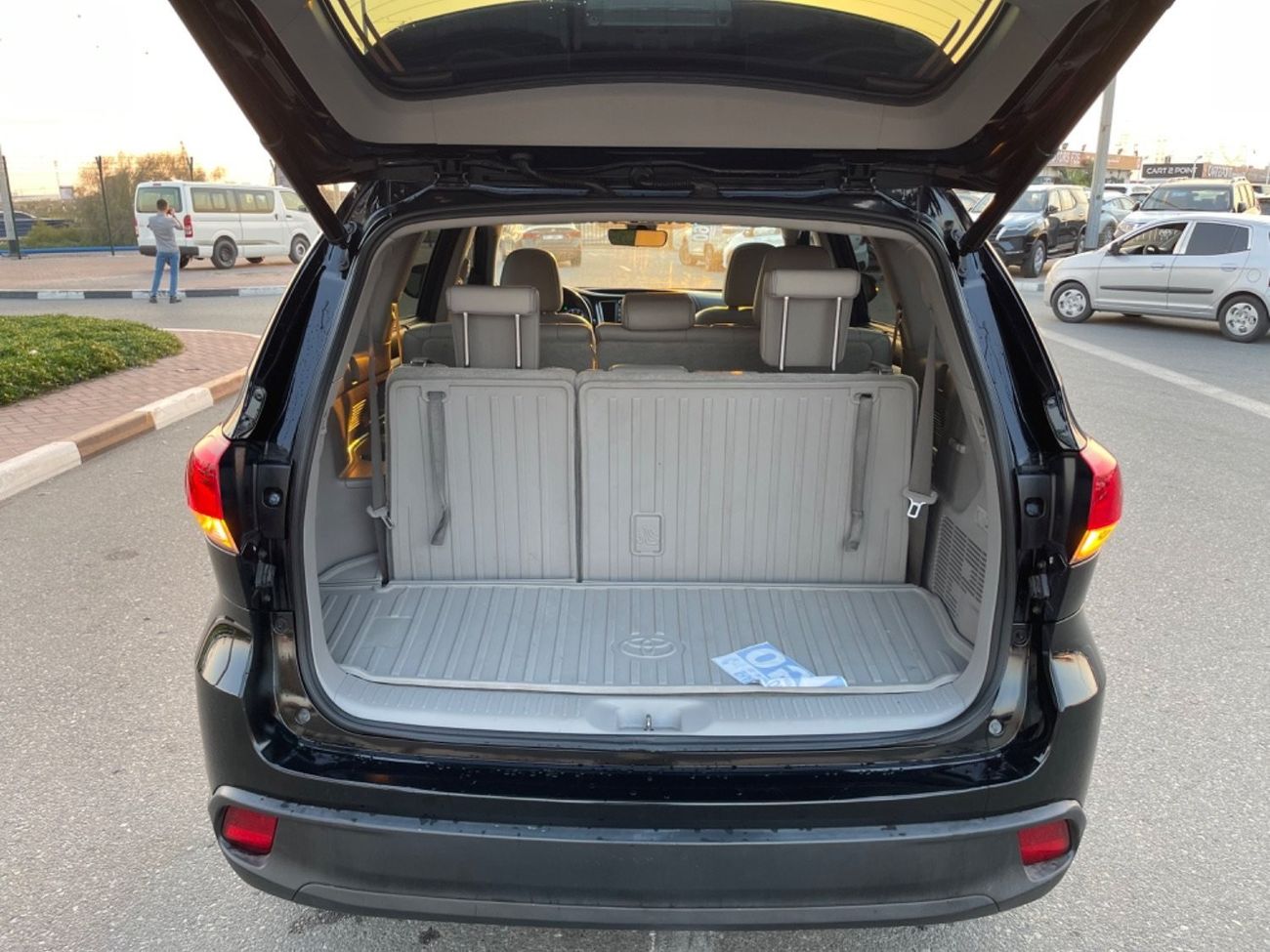 Toyota Highlander 2017 TOYOTA HIGHLANDER XLE 4x4 FULL OPTIONS IMPORTED FROM USA