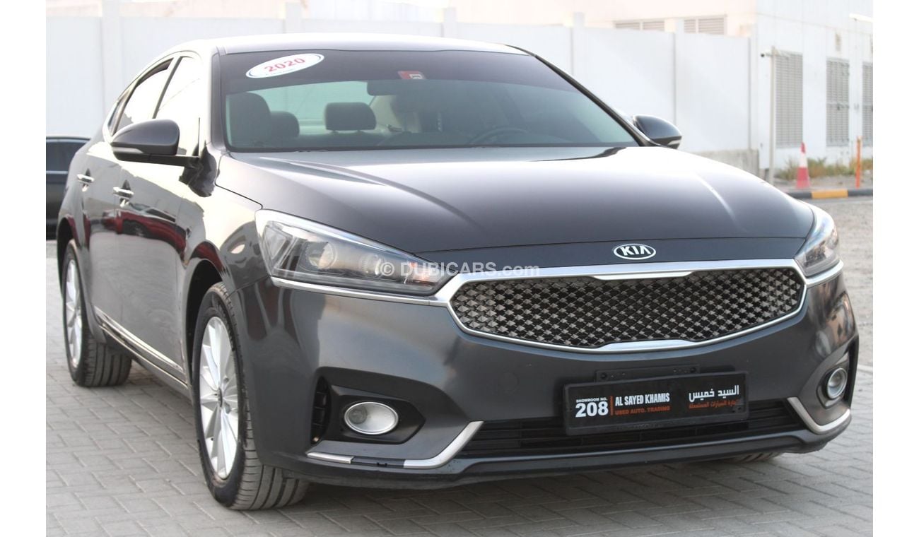 Kia Cadenza kia cadenza 2020 GCC gray excellent condition without accident