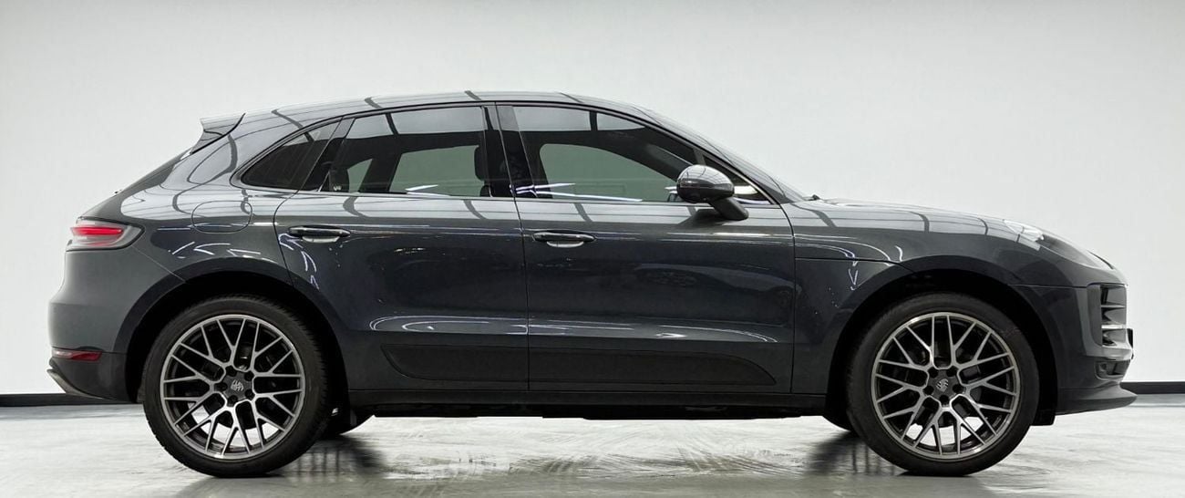 بورش ماكان Std 2.0L (252 HP) 2021 Porsche Macan, 2025 Porsche Warranty, Full Porsche Service History, Excellent