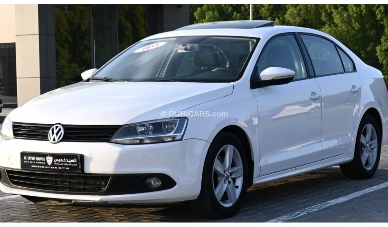 Volkswagen Jetta GCC EXCELLENT CONDITION WITHOUT ACCIDENT 2012 2.0