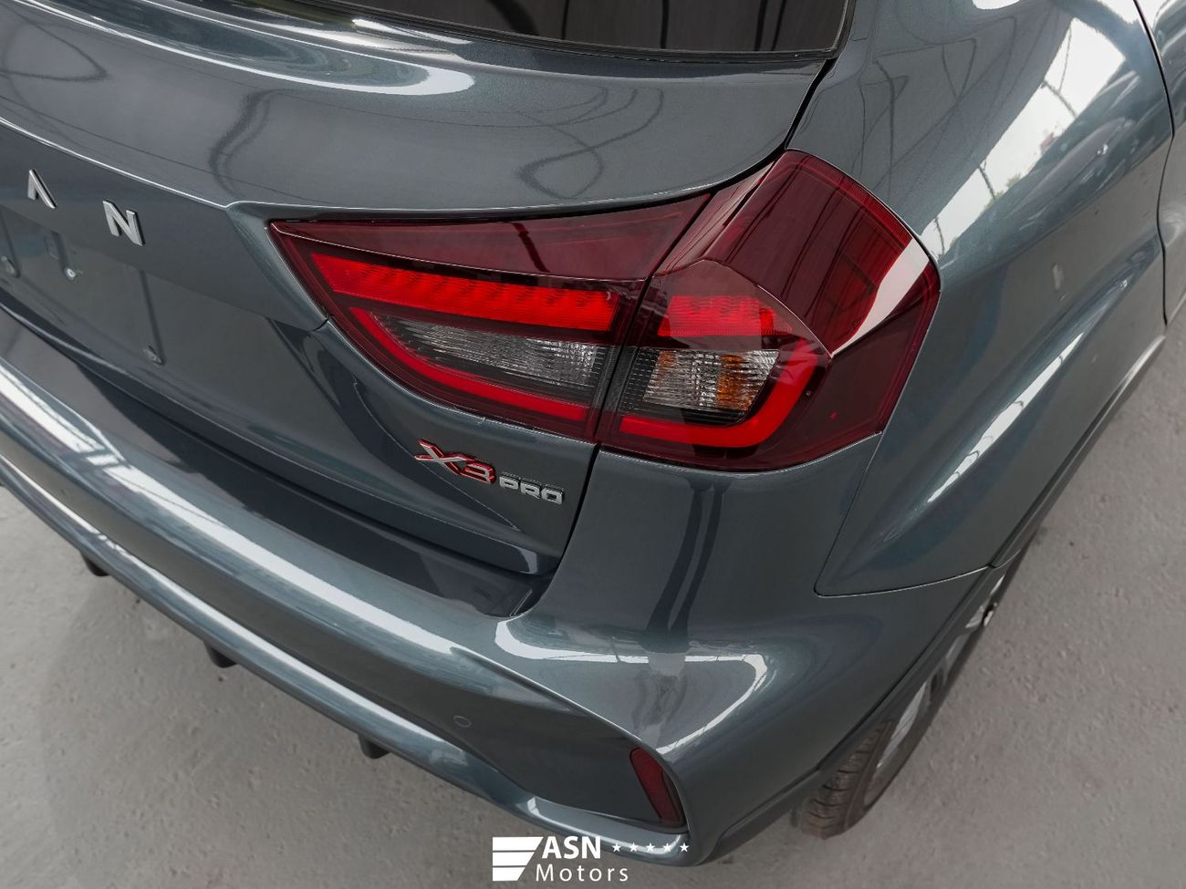 Livan X3 Pro 2025 1.5 Turbo (Export Price)