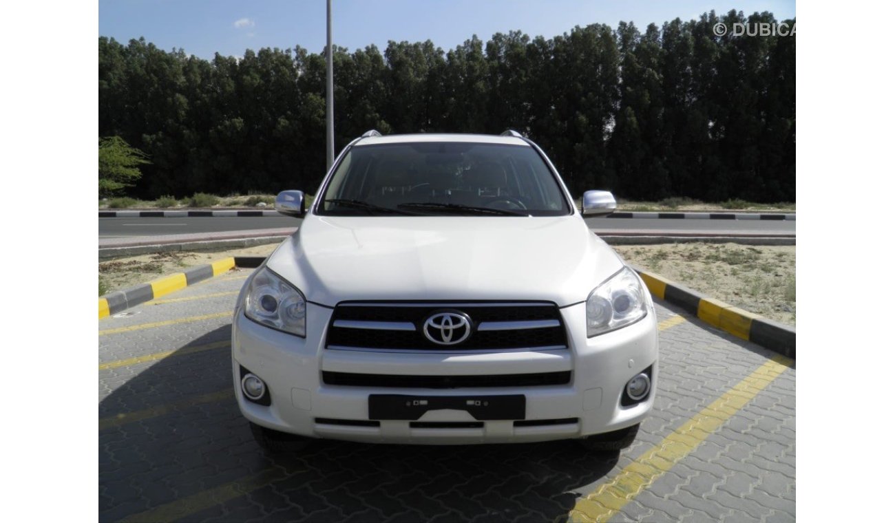 Toyota RAV4 2011 top of the range ref #850