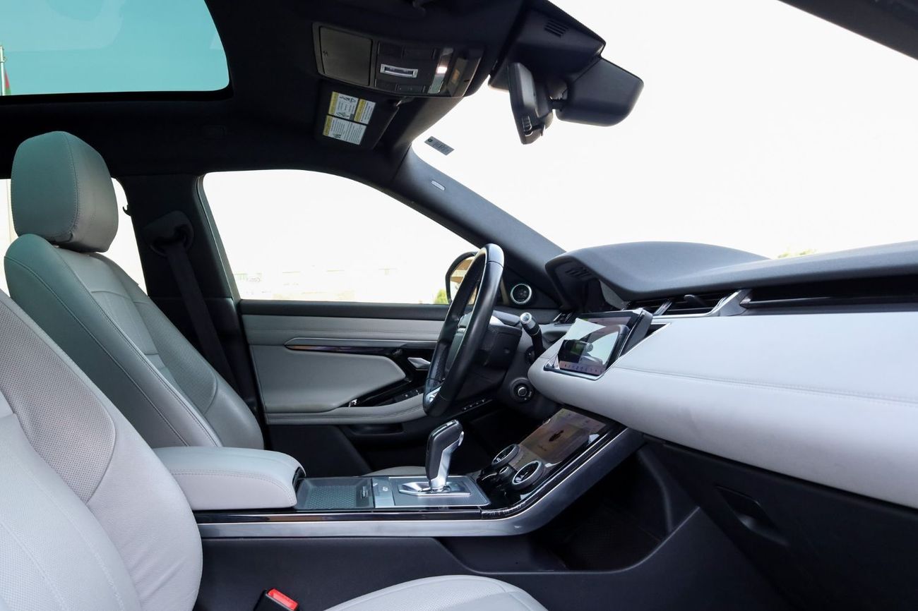 Land Rover Range Rover Evoque Range Rover Evoque P250 SE 2020 American Spec under Warranty with Flexible Down-Payment.