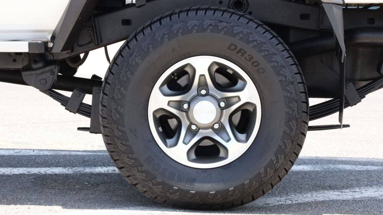 Toyota Land Cruiser Pick Up Double Cabin 4.5L 2014 TOYOTA LAND CRUISER DOUBLE CABIN