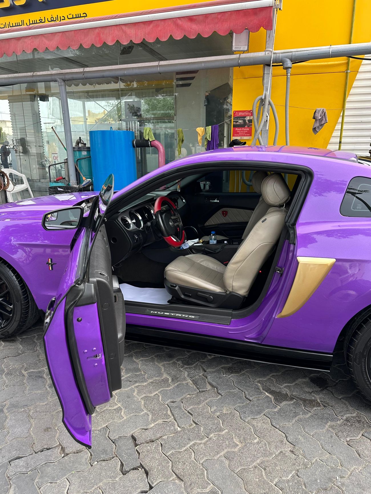 Ford Mustang Std 3.7L Coupe A/T