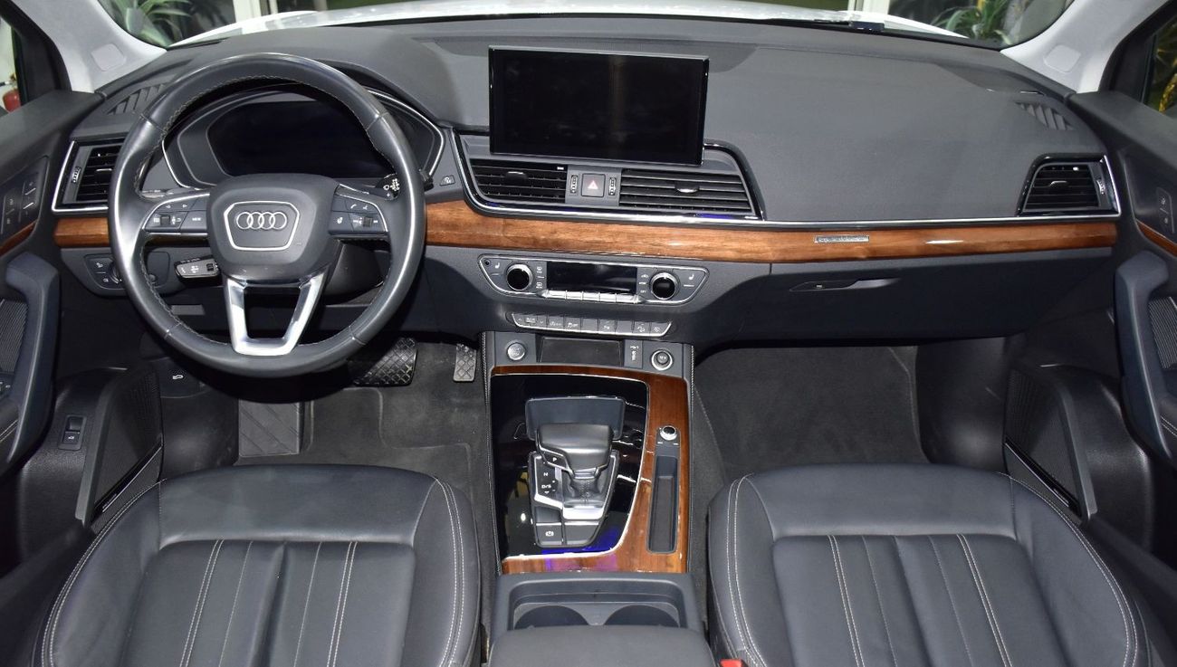 أودي Q5 EXCELLENT DEAL for our Audi Q5 Quattro ( 2023 Model ) in White Color American Specs