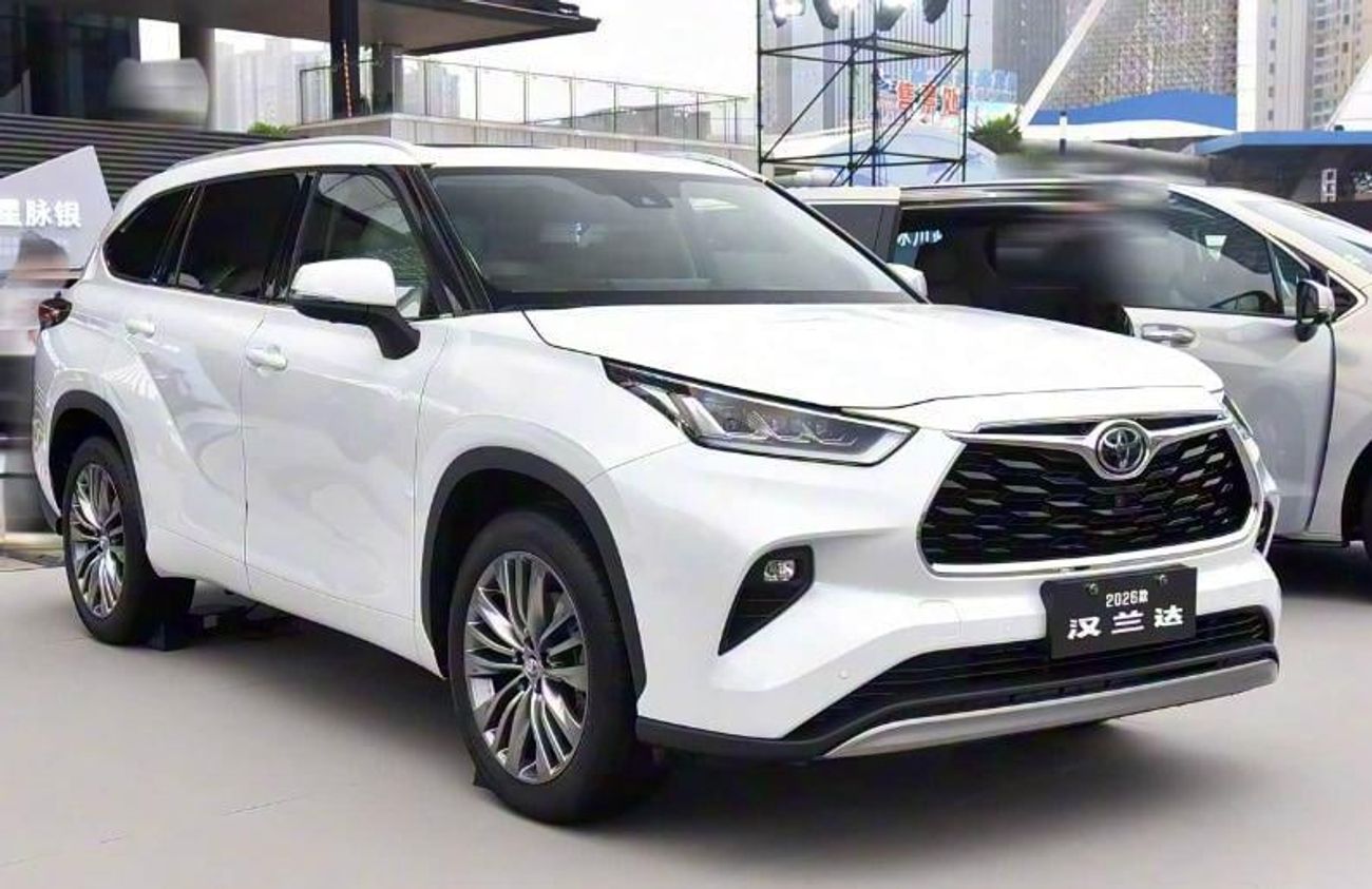 Toyota Highlander Highlander / 2025 / white / 0km