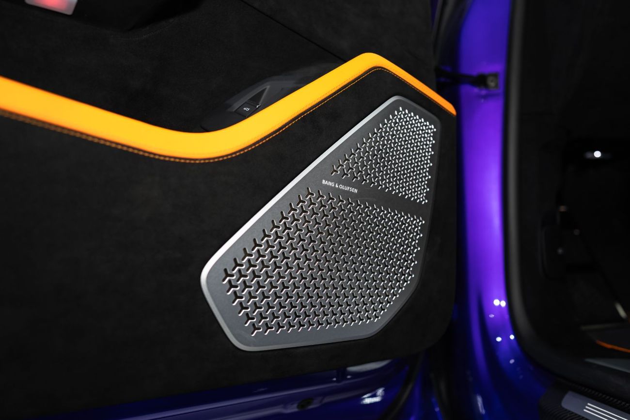 لامبورغيني اوروس 4.0T V8 Performante URUS PERFORMANTE | FULL CARBON INT/EXT | EXTENDED PERFORMANTE TRIM | SUNSHINE PA