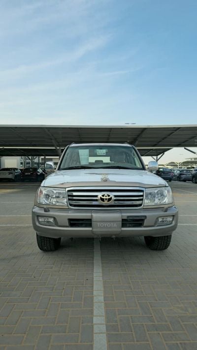 تويوتا لاند كروزر GXR GCC only 30900 KM
