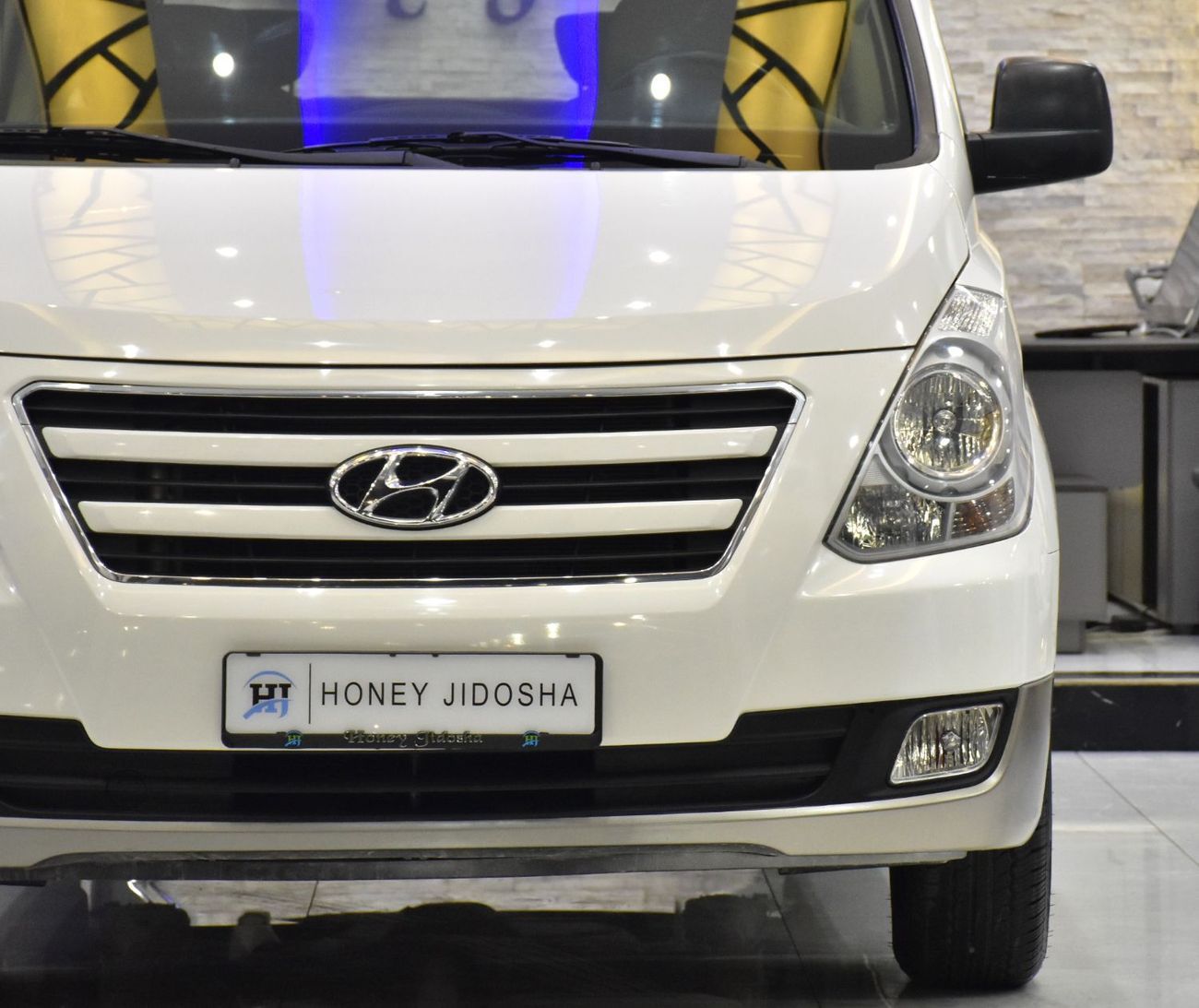 هيونداي H1 ستاريكس EXCELLENT DEAL for our Hyundai H1 ( 2018 Model ) in White Color GCC Specs