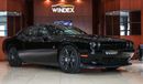Dodge Challenger 6.4 L HEMI