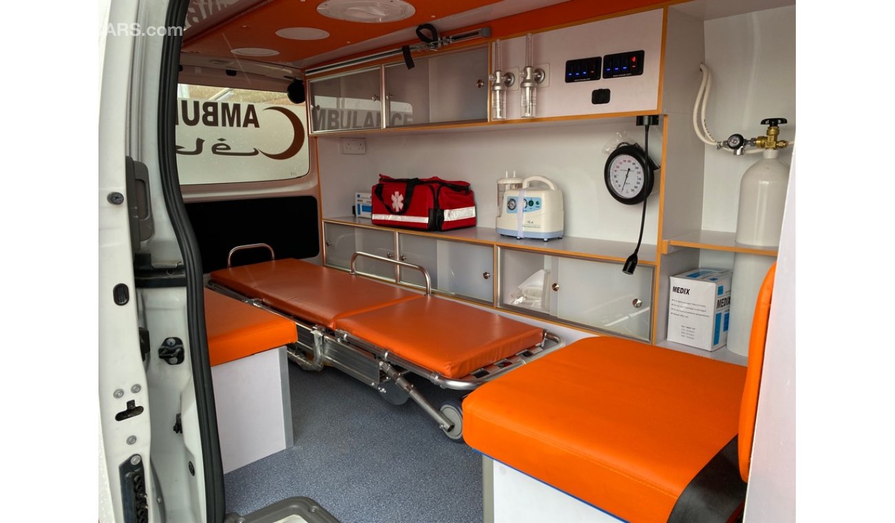 Nissan Urvan 2015 ambulance Ref#16