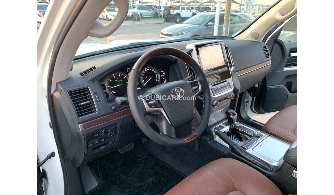 Toyota Land Cruiser VXR