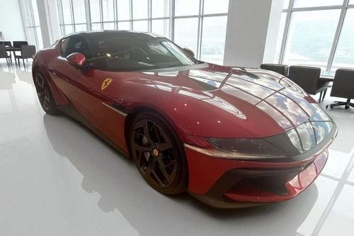 فيراري 12سيلندري STD Ferrari 12Cilindri Coupe 6.5L V12 RIGHT HAND DRIVE
