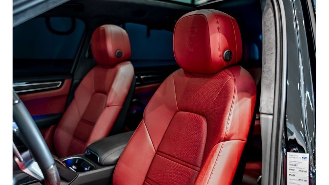 بورش كايان 2023 Porsche Cayenne GTS Coupe, 2025 Porsche Warranty, Full Service History, Low KMs, GCC