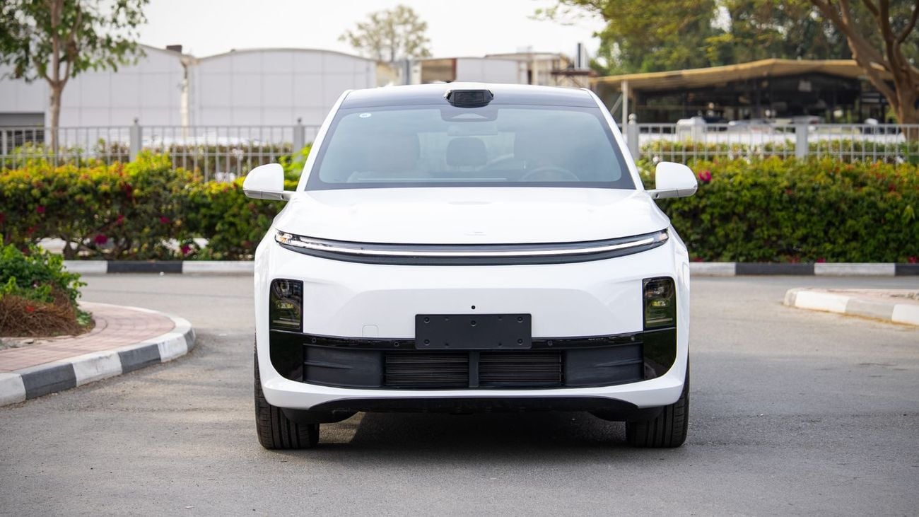 Li Auto L6 Max 1.5L - White Inside Orange | Export Only