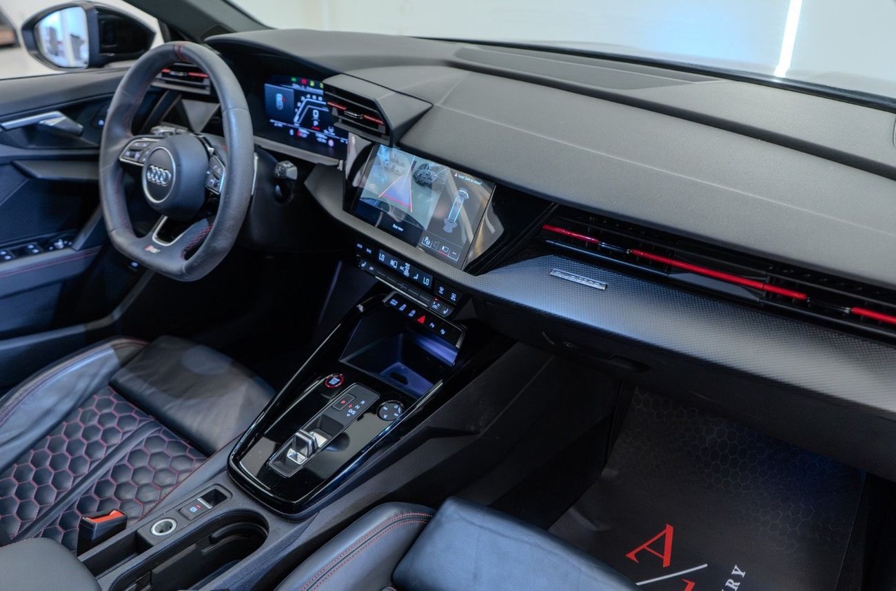 Audi RS3 TFSI quattro 2.5L Sportback 2023 Audi RS3 Quattro, Fully Loaded, Excellent Condition, European Specs