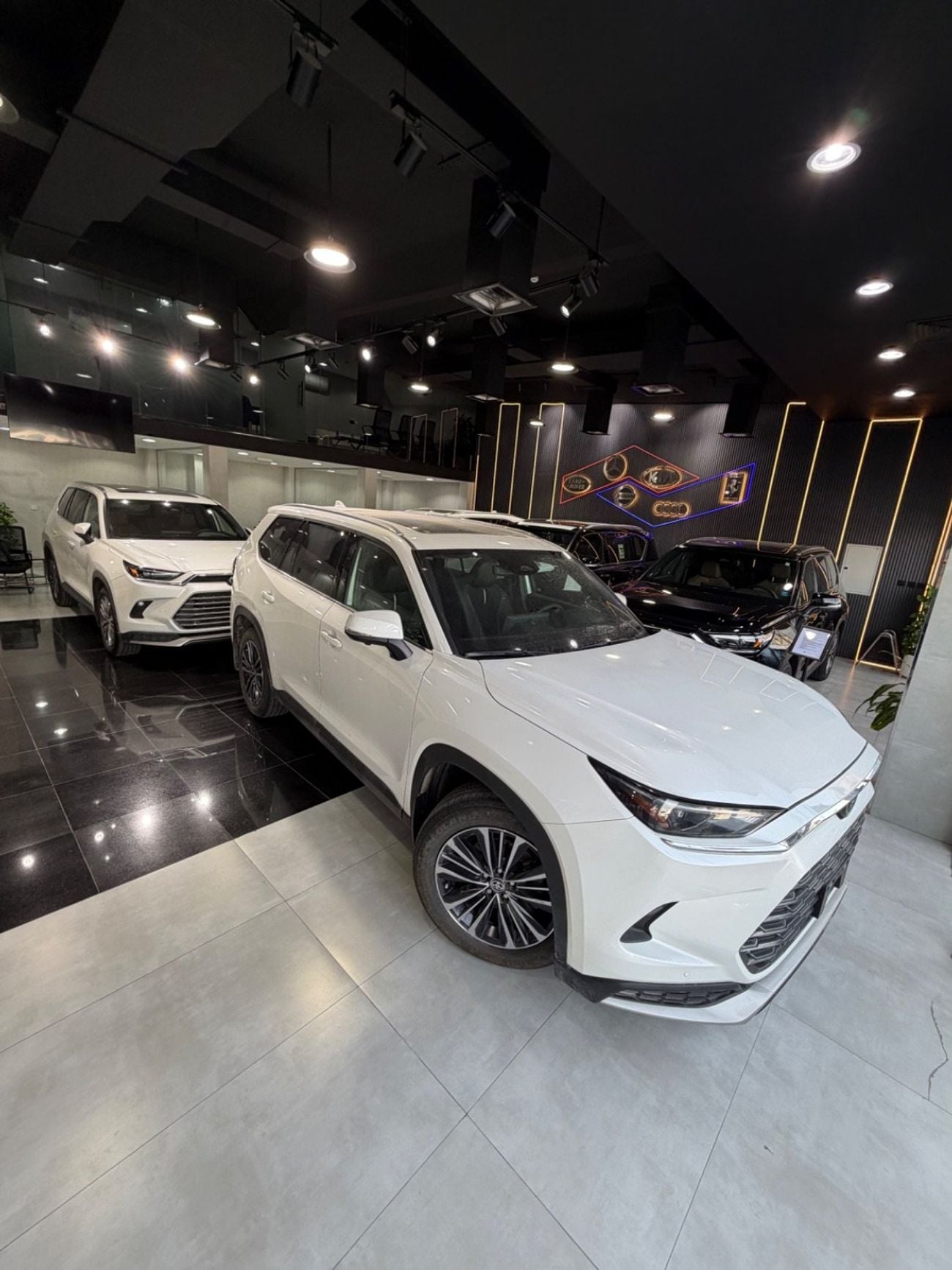 Toyota Grand Highlander Platinum Hybrid Max