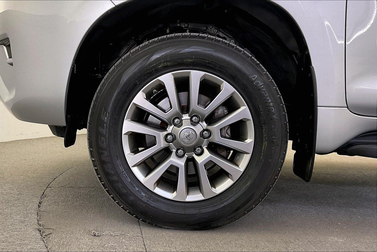 تويوتا برادو GXR | شامل الضمان | 0 ﺪﻔﻋﺓ ﺃﻮﻟﻯ