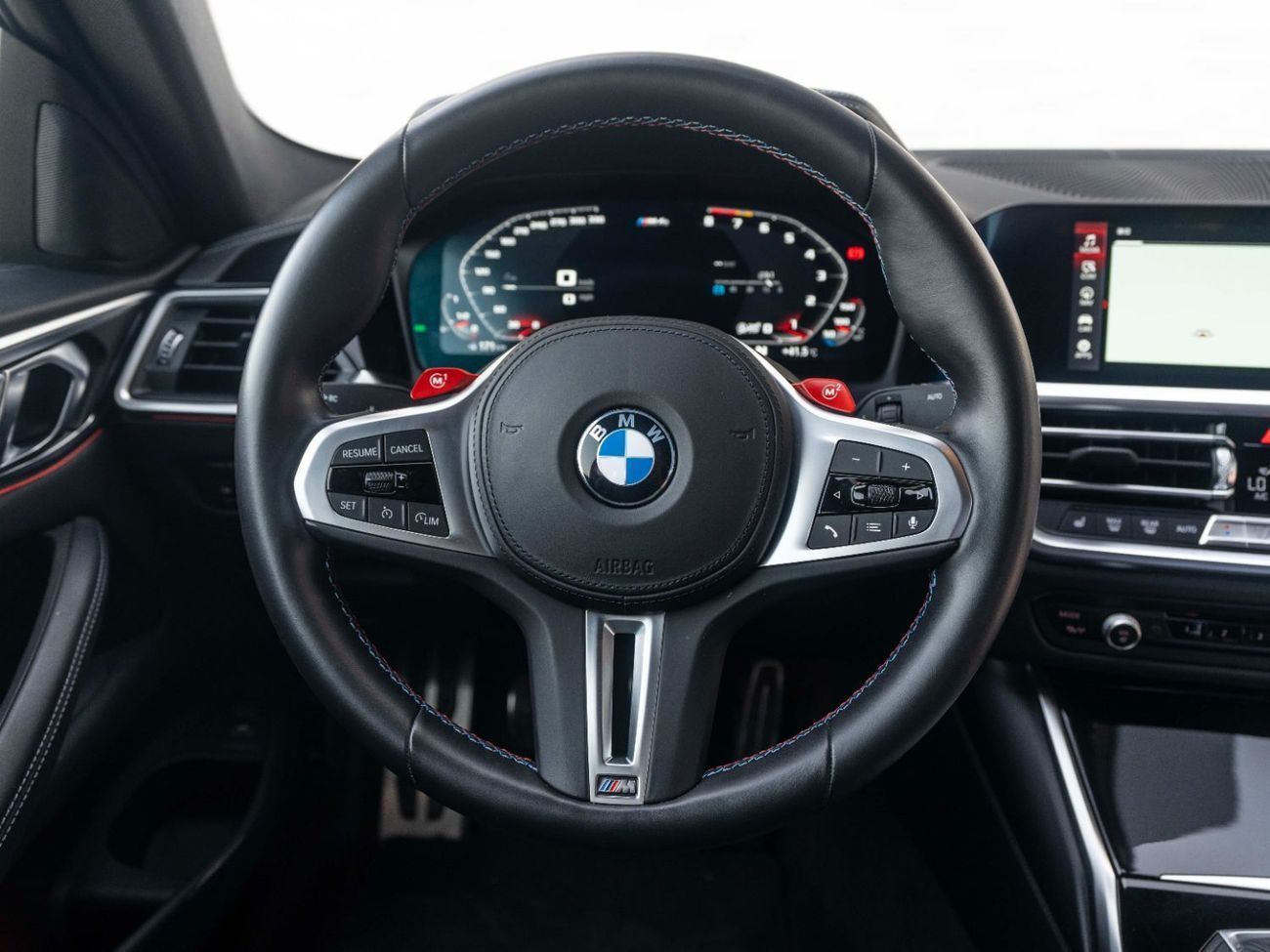 بي أم دبليو M4 COUPE