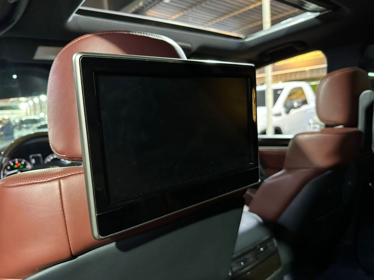 لكزس LX 570 Sport Platinum 5.7L