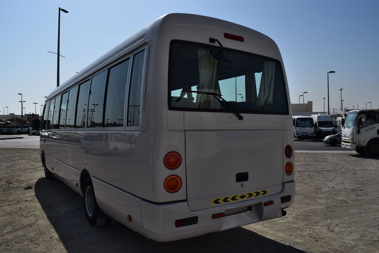 Mitsubishi Rosa Mitsubishi Rosa 26 seater bus, model:2022. Excellent condition