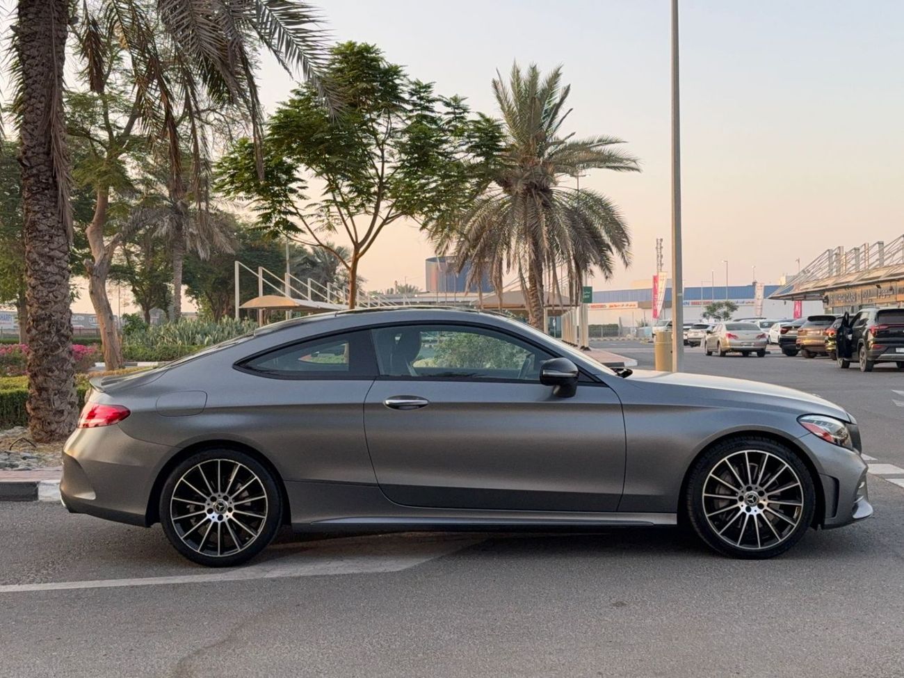 مرسيدس بنز C 300 MERCEDES C300 COUPE 209 - 1 YEAR WARRANTY