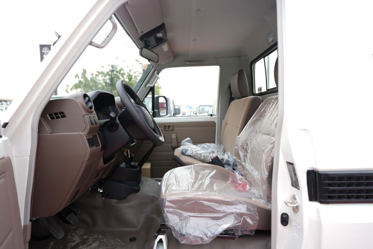 Toyota Land Cruiser Pick Up TOYOTA LC79 PICK-UP Single Cabin 2.8L 4-cylinder M/T MY25 Basic