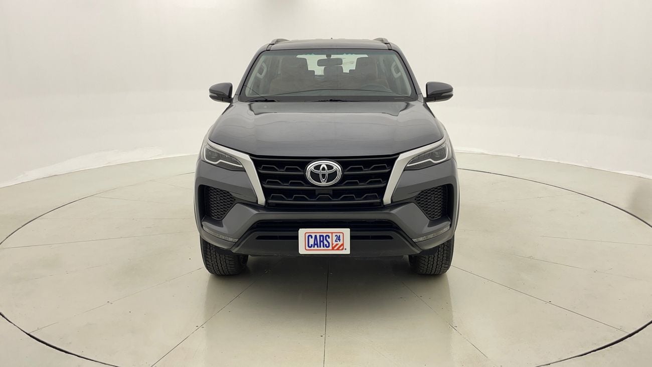 تويوتا فورتونر EXR 2.7 | بدون دفعة مقدمة | اختبار القيادة في المنزل