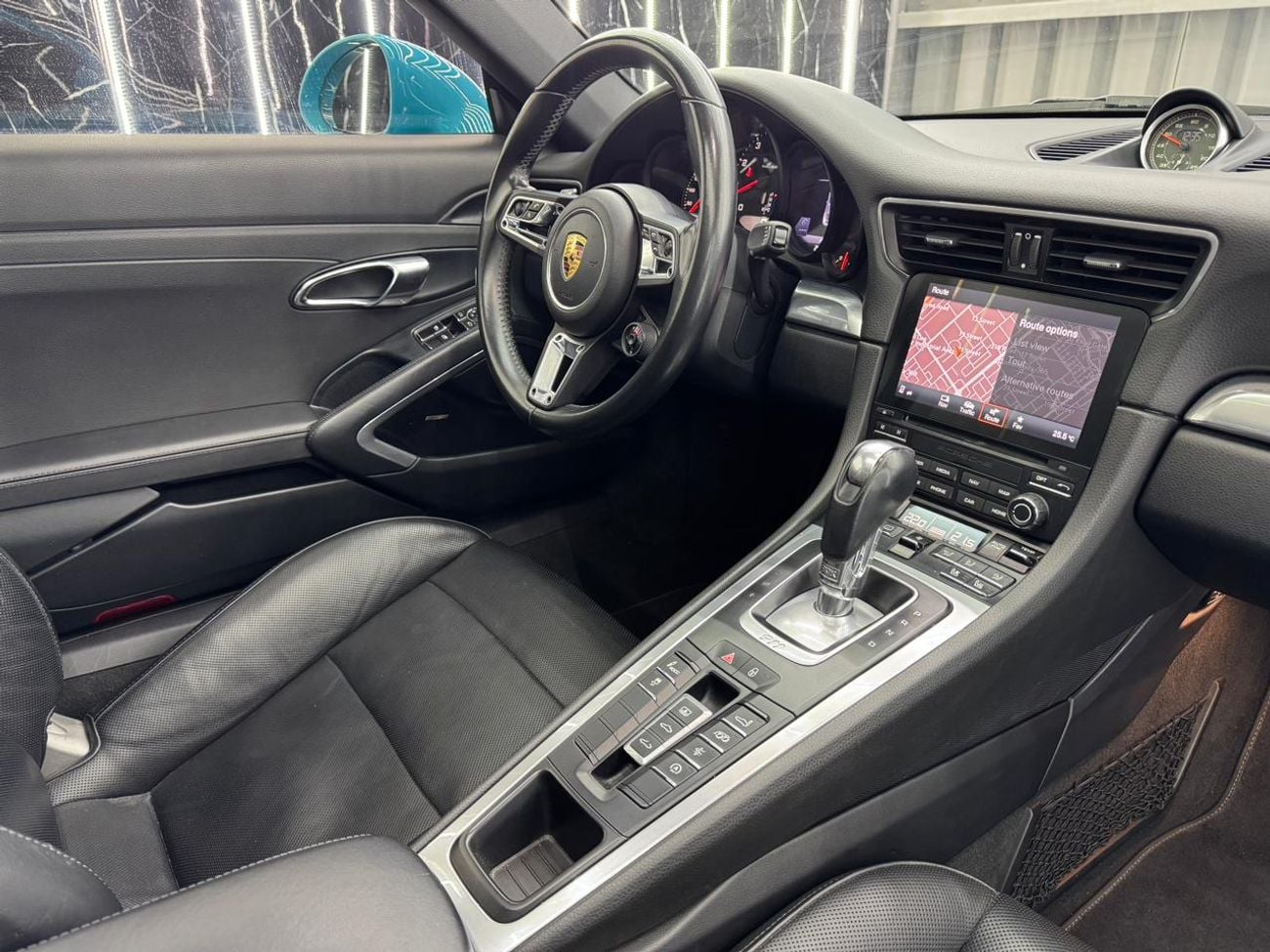 Porsche 911 Carrera S 3.0L (420 HP) Coupe