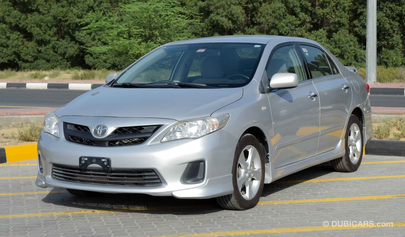 Toyota Corolla 2013 1.8 spots Ref#659