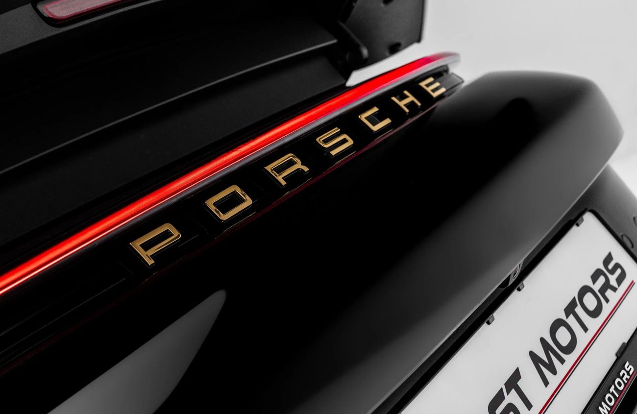 Porsche 911 4.0L F6 Naturally Aspirated Engine