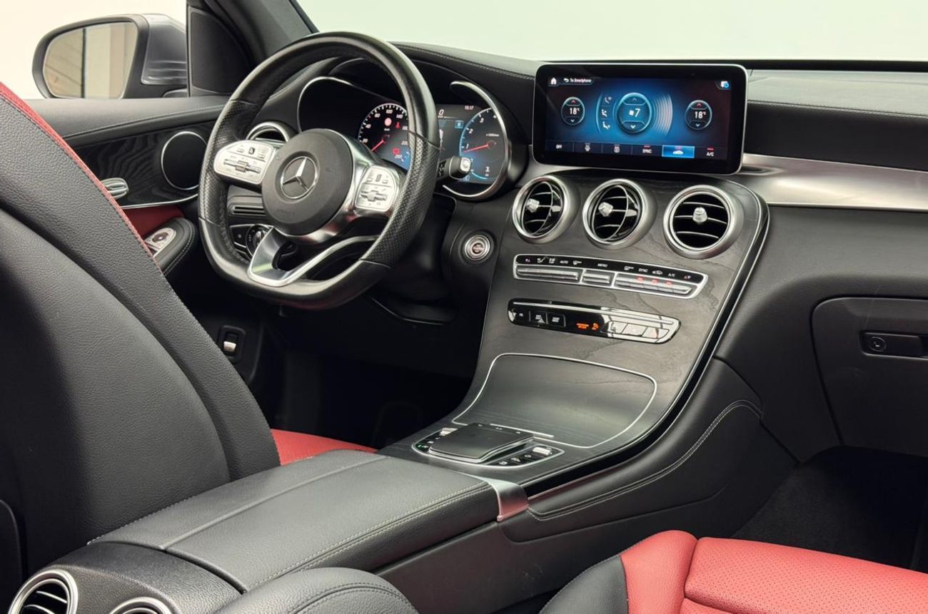 Mercedes-Benz GLC 200 Std 2.0L 2021 Mercedes GLC 200 AMG, 2026 Mercedes Warranty, Mercedes Service History, GCC