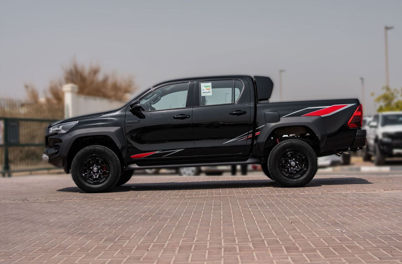 تويوتا هيلوكس 2025 Toyota Hilux GR-Sport 4.0L AT Petrol (Black)