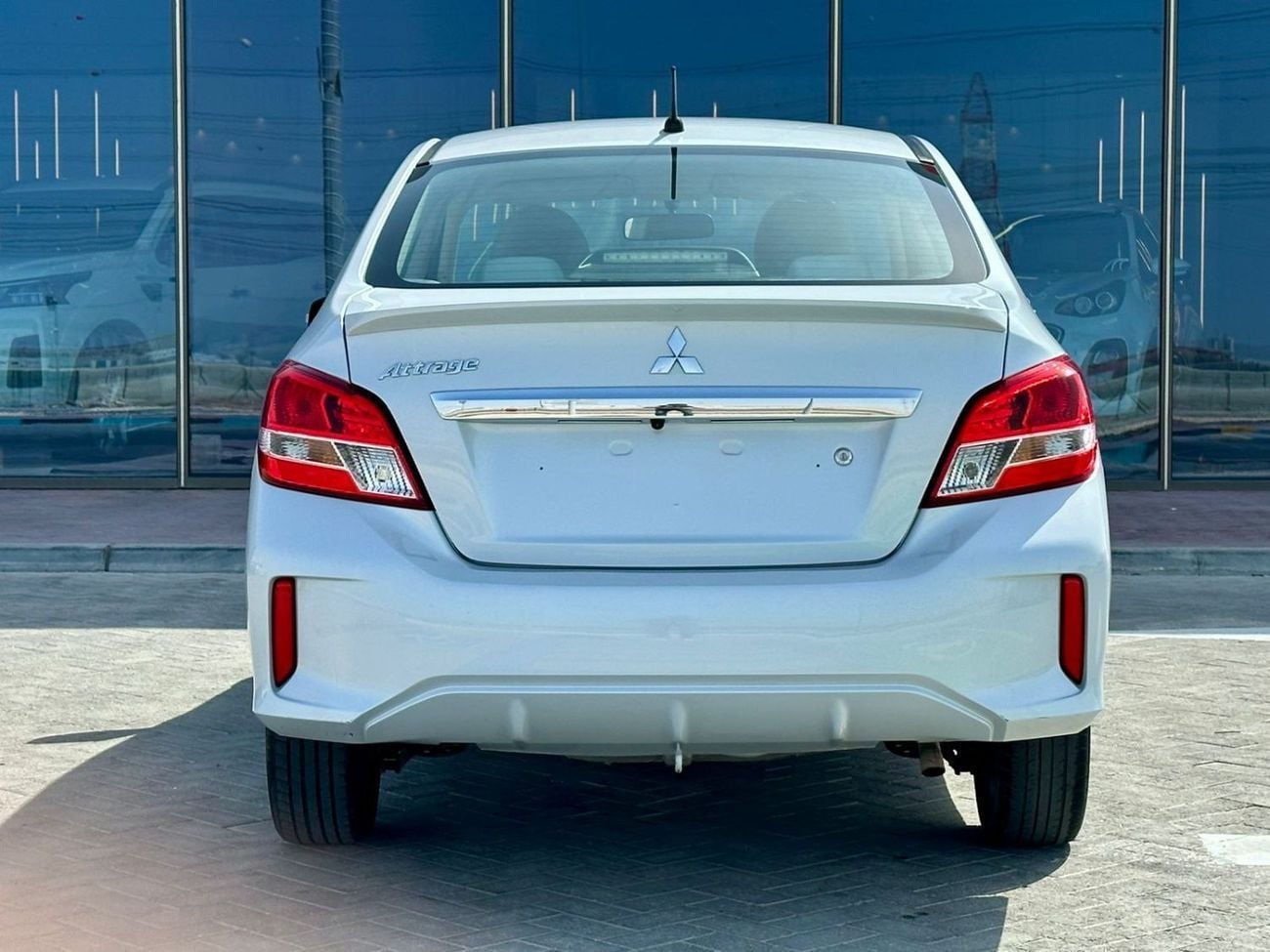 ميتسوبيشي اتراج GLX HIGHLINE GLX Mid 1.2L
