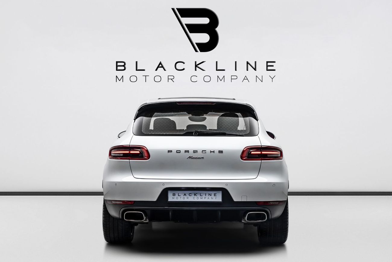 Porsche Macan Std 2.0L (260 HP) 2018 Porsche Macan, 1 Year Blackline Warranty, Full Service History, GCC