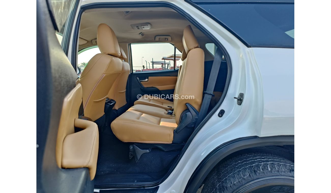 تويوتا فورتونر 2.7L PETROL WHITE 2020 ( LOT # 788)