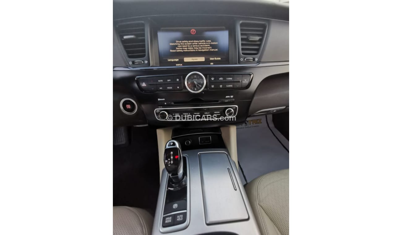 Kia Quoris Kia Quoris 2013 GCC Specefecation