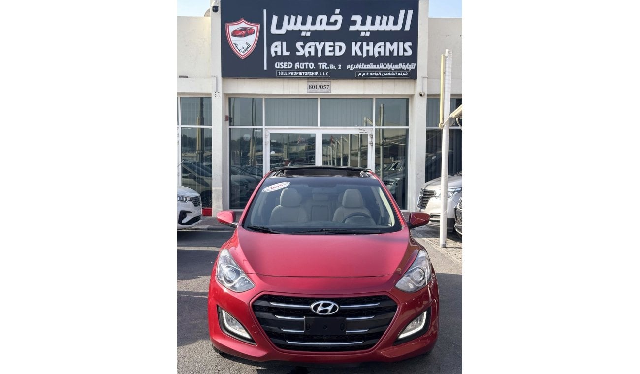 Hyundai i30 GLS FULL OPTION - ACCIDENTS FREE - GCC - ENGINE 1800 CC - PERFECT CONDITION INSIDE OUT