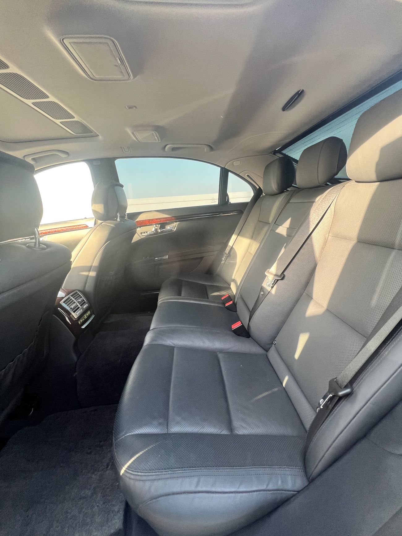 Mercedes-Benz S 550 S550 , urgently offer